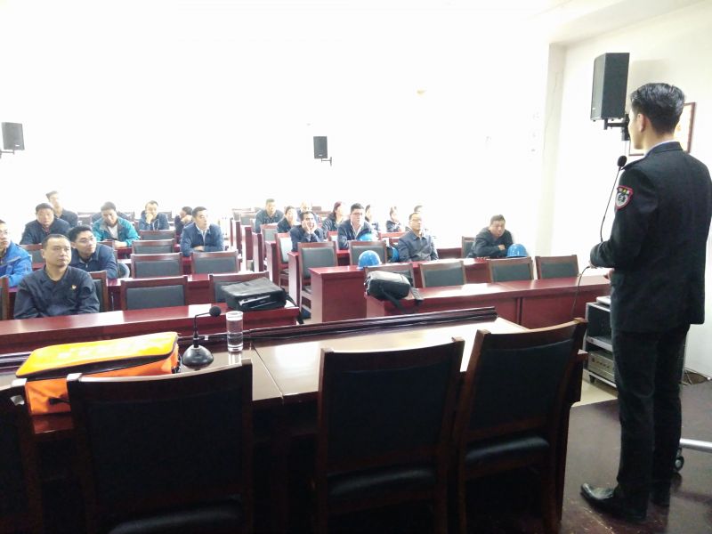 
				   
					黃河同力組織開展2019年消防安全、職業(yè)衛(wèi)生及廠區(qū)雙重預(yù)防體系建設(shè)知識(shí)培訓(xùn)
				 